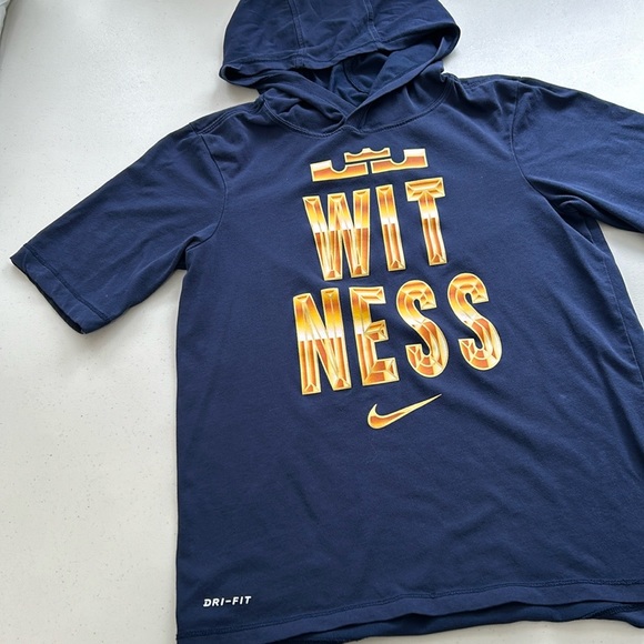 The Nike Tee Athletic Cut Dri Fit Kids Hoodie Shirt Blue Size Medium - Picture 6 of 6